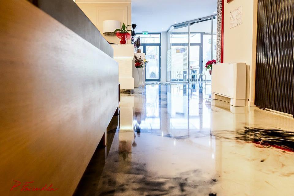 פייבה אמנואלה Hotel Elys מראה חיצוני תמונה