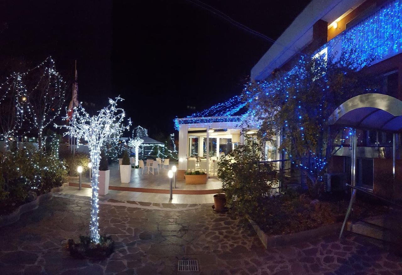 פייבה אמנואלה Hotel Elys מראה חיצוני תמונה