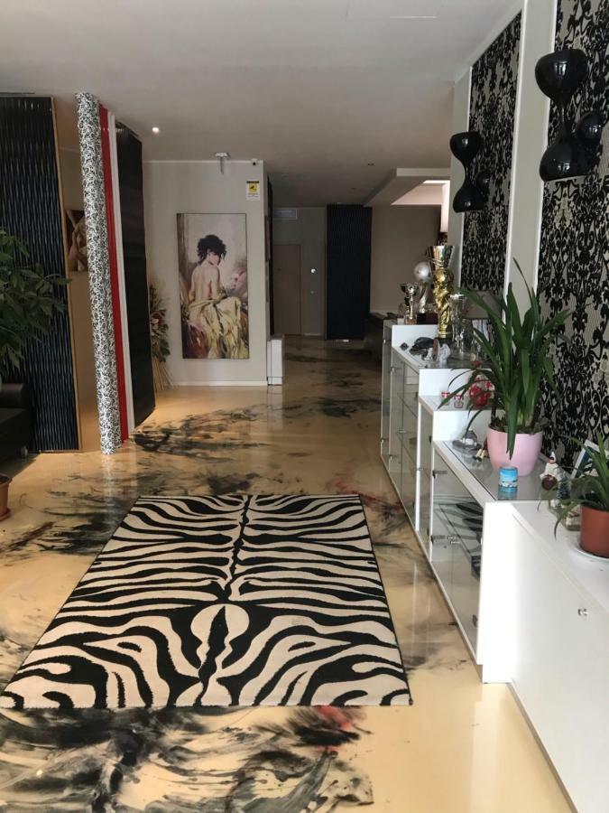 פייבה אמנואלה Hotel Elys מראה חיצוני תמונה